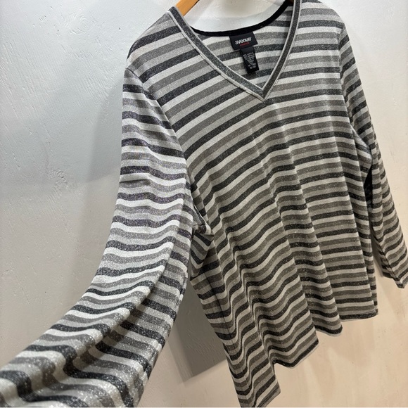 Avenue Relaxed fit V-Neck Striped long sleeve Shirt Gray Silver Black NWT Sz 20 - Picture 6 of 8